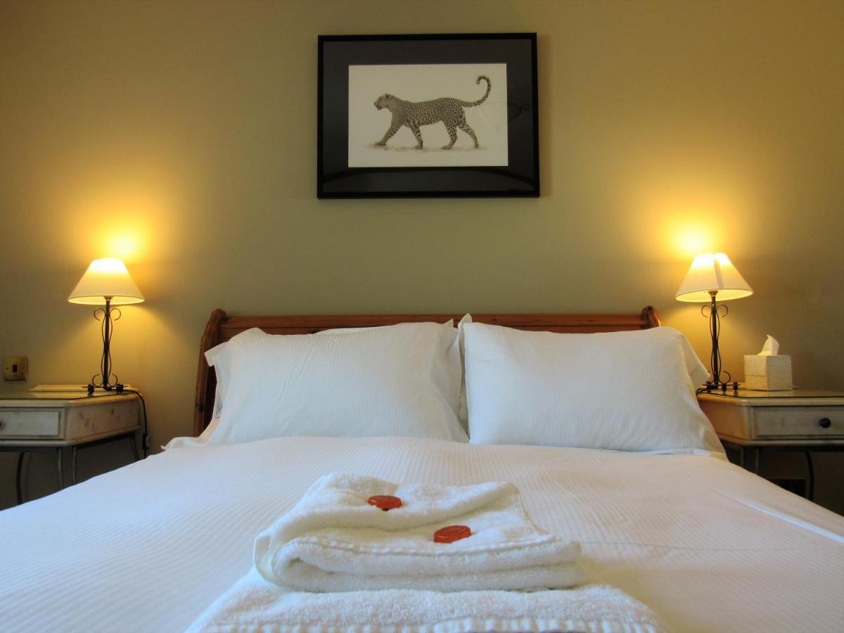 The Vestry Hotel ชิชิสเตอร์ ภายนอก รูปภาพ
