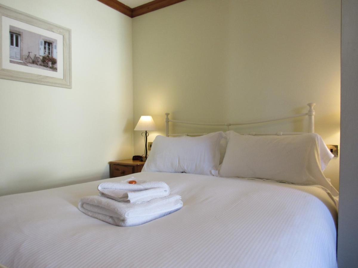 The Vestry Hotel ชิชิสเตอร์ ภายนอก รูปภาพ